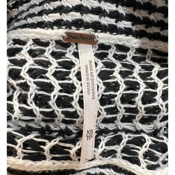 Free People Sz XS Balloon Sleeve Thermal Tank Top White Black Crochet Mock Neck - Picture 15 of 16